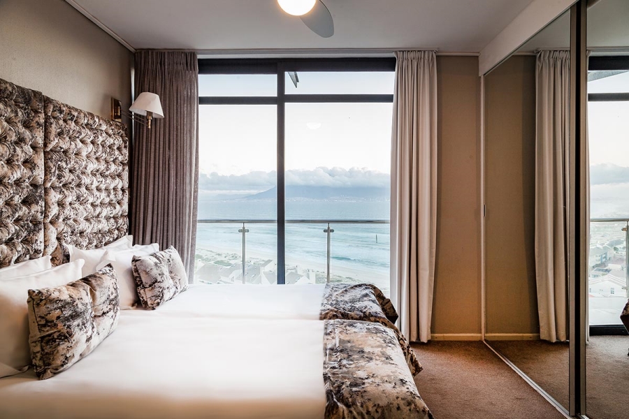 3 Bedroom Property for Sale in Bloubergstrand Western Cape